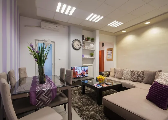 アパート Vukanja ベオグラード